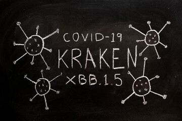 Kraken, nueva variante del covid 19, escrito en una pizarra con tiza