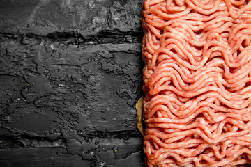 Raw minced beef .