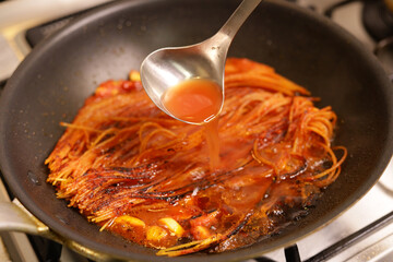 Spaghetti all'Assassina, Italian Puglia traditional pasta