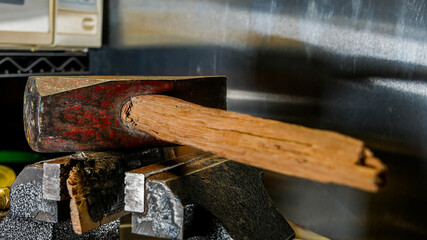 Close up from hammer with broken handle