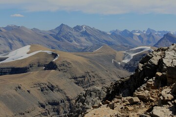 Fototapeta na wymiar View at the summit of Mount Noyes
