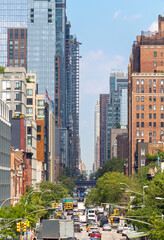 Widok na zatłoczoną ulicę, New York