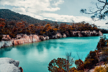 View Turquoise Colored Little Blue Lake, Tasmania