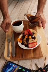 Desayuno de panqueques calientes / hot pancake breakfast