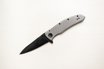 black blade stainless steel folding knife