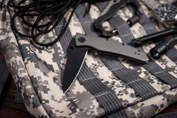 black blade stainless steel folding knife