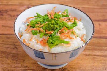 菜の花と干しエビのご飯