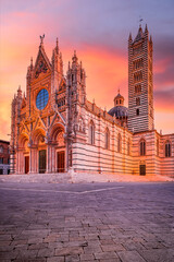 Fototapeta na wymiar Siena, Italy - Duomo di Siena morning twilight, travel in Tuscany.