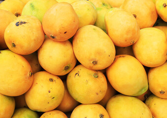 yellow apples at the market