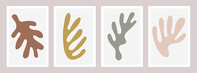 Fototapeta premium Hand drawn abstract algae and botanical leaves in the style of Matisse. Trendy organic vector illustration. Modern posters with dynamic shapes in vintage style.