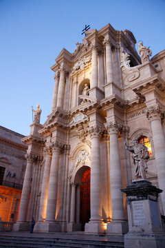 The cathedral at Piazza del Duomo, Syracuse, Sicily.