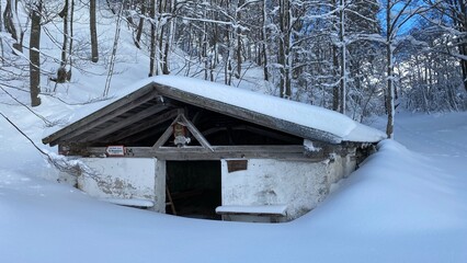 Zweite Ladhütte im Halltal