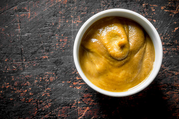 Mustard in the bowl.