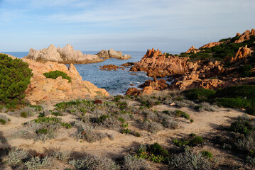 La costa tra Cala Rossa e Cala Tinnari