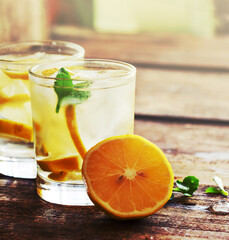 water with lemon and mint