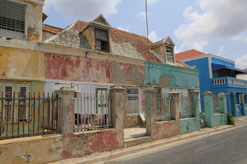 Fototapeta na wymiar Altes Gebäude auf Curacao (Niederländische Antillen / Karibik)