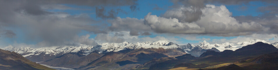 Naklejka premium Mountains in Alaska