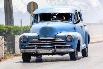 Schöner Oldtimer auf Kuba (Karibik)