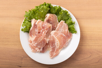 若鶏モモ肉焼き肉用　(塩こうじ漬け)