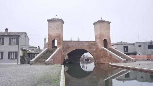 Famous construction of Comacchio, Trepponti