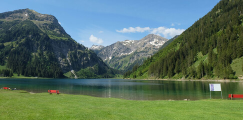 Vilsalpsee in Östereich im Sommer