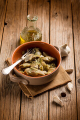 sauteed artichoke with garlic and olive oil