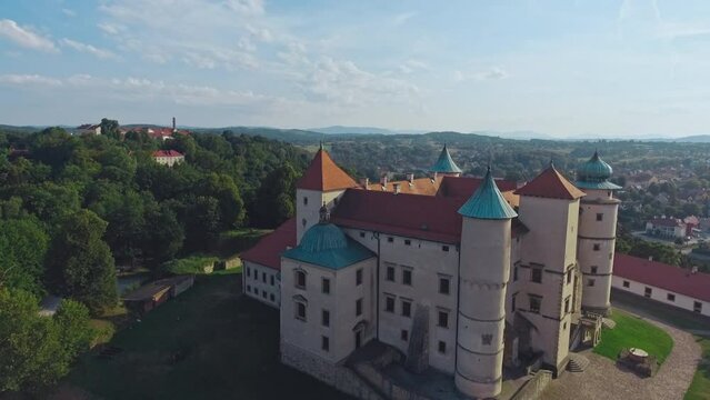 aerial view of Warsaw old town, historical centre of Warsaw at sunrise, flying above Warsaw royal castle, capital of Poland, tourism in Eastern Europe. High quality 4k footage