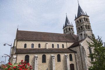 Fototapeta premium Collegiate Church of Notre-Dame founded between 1016 and 1031 by Robert II of France in Melun. France.