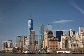 Obraz premium Lower Manhattan skyline from New York Bay 
