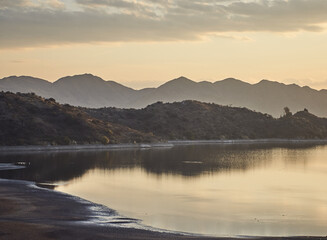 Obraz premium sunrise over the lake