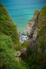 Crevice to the Sea