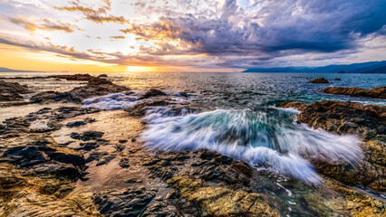 Fototapeta na wymiar Ocean Sunset Seascape Beach Nature Landscape Colorful Scenic High Resolution