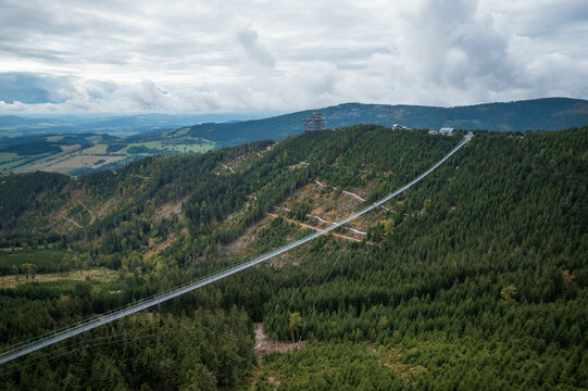 Sky Bridge 721
