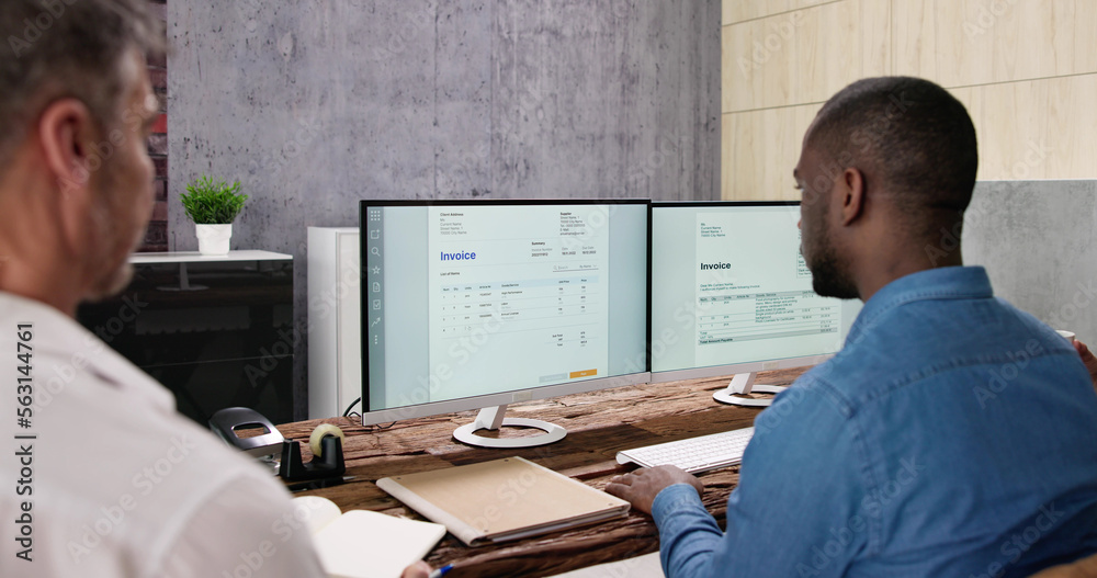 Aufkleber electronic business invoice check using software