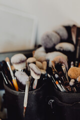 maquillage, pinceaux, brossant, accessoire, produit, blush, bâti, peindre, peinture, poils, cosmétique, fard à joue, facial, beauté, féminin, styliste, esthétique, belle, fondation, beige, naturel, pa