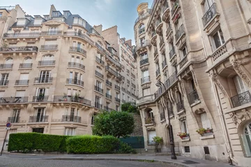 Fototapeten Facade of Parisian building © adisa