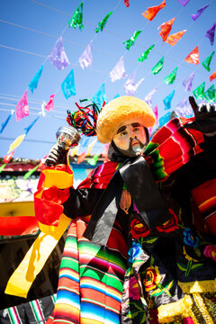 Tradicional danza de los parachicos en Chiapa de Corzo para las fiestas de enero