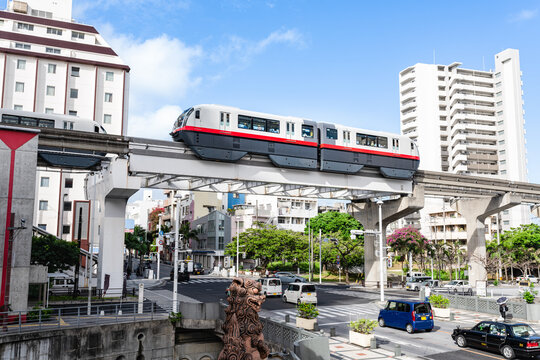 沖縄那覇の沖縄都市モノレール牧志駅