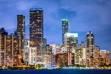 Fototapeta na wymiar Miami downtown skyline evening waterfront view