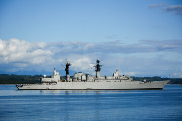 Gran fragata militar de la armada Chilena