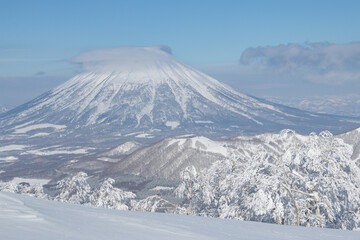 Fototapeta na wymiar Mount Yotei in winter from Rusutsu