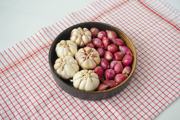 Shallot and Garlic in Brown Bowl with close up and flat lay view