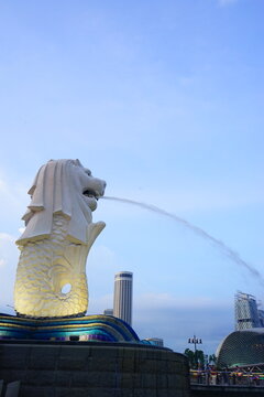 マーライオン マーライオン - Wikiwand