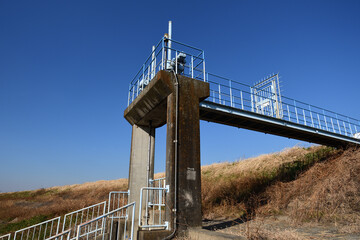 長楽樋管の管理橋（埼玉県川島町）