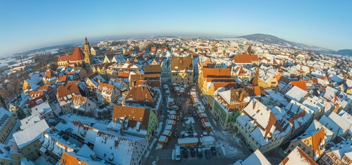 Obraz premium Idyllische Abendstimmung über der Altstadt von Weißenburg im Winter