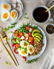 Salad with eggs and avocado