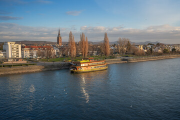 Obraz premium Beuel District Skyline and Rhine River - Bonn, Germany