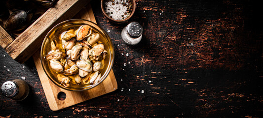 Pickled mussels in a bowl. 