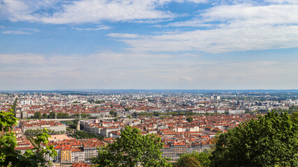 Fototapeta na wymiar vue panoramique sur Lyon. France