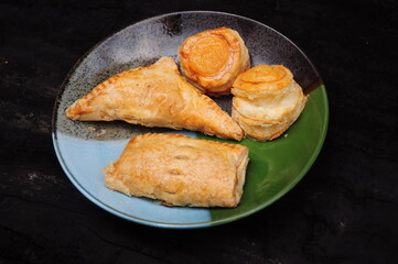 Difference of Pie pastry, Bake Product